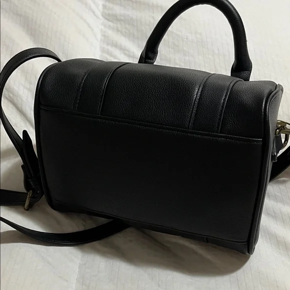 FRYE AND CO. Black Crossbody Bag - Picture 6 of 8